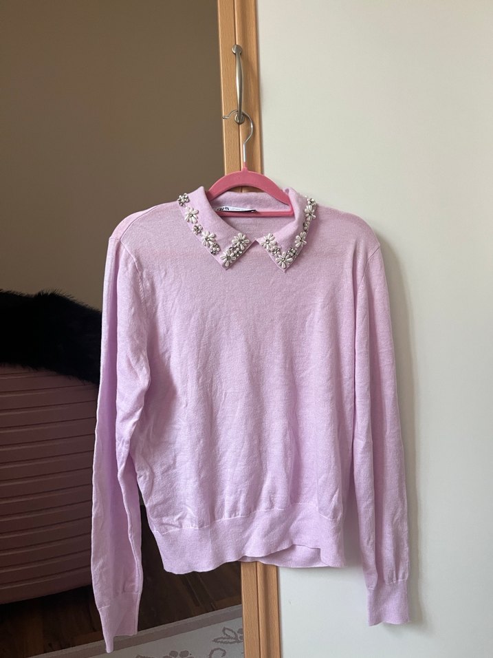 Zara Nakışlı Yakalı Kazak - Görsel 3