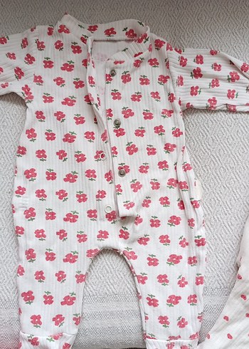 Pamuk Kırmızı Bebek Tulum - Görsel 4