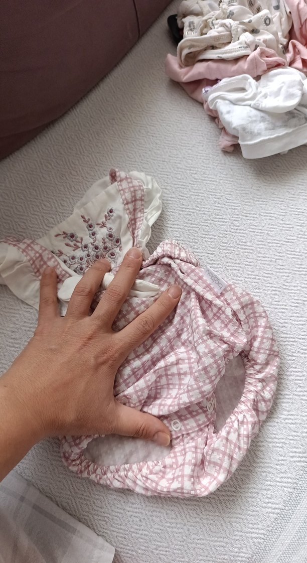 Dantel Detaylı Nakışlı Pembe Bebek Tulum - Görsel 5