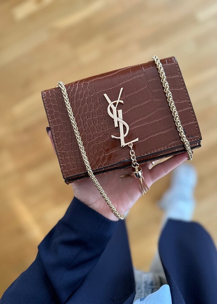 Ysev Saint Laurent - Görsel 2