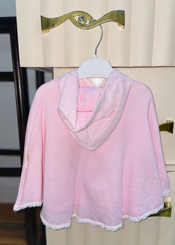 Pembe Kapüşonlu Kız Panço Fırfırlı Nakışlı - Görsel 4