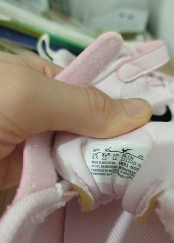 Kız Çocuk Pembe Cırtlı Spor Ayakkabı - Görsel 3