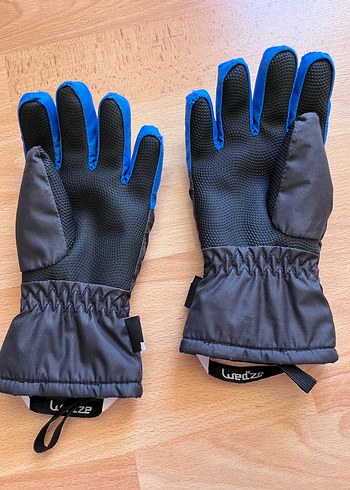 Mavi Erkek Çocuk Eldiveni - Görsel 2