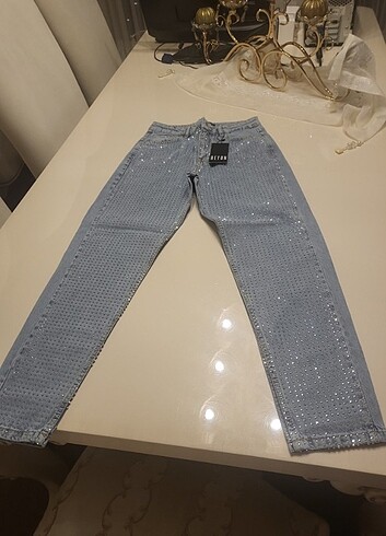 Tasli mom jean 