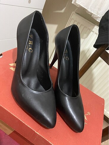 Topuklu ayakkabı - Görsel 3