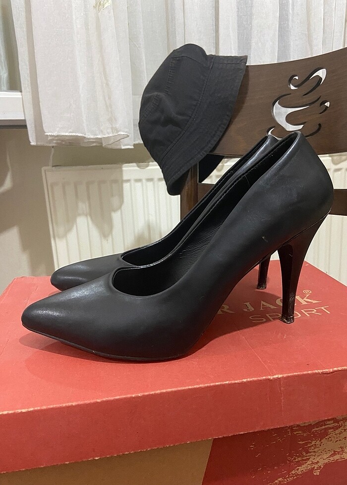 Topuklu ayakkabı - Görsel 4