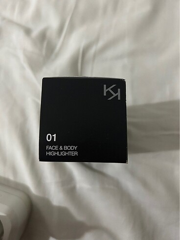 Kiko Kiko Glow up face body higlighter