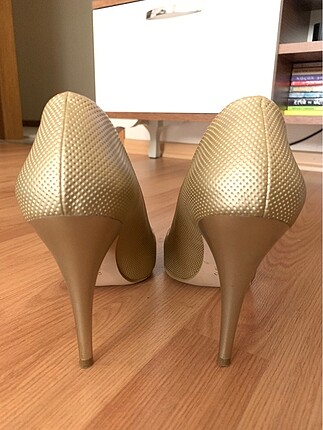 Diğer Stiletto