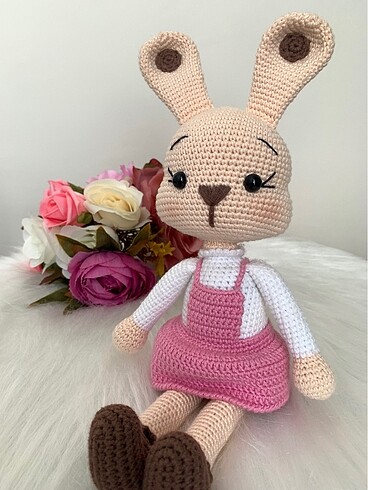 Diğer Betty Tavşan Amigurumi