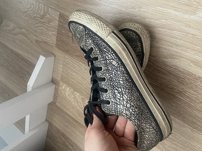 Converse Kaçmaz