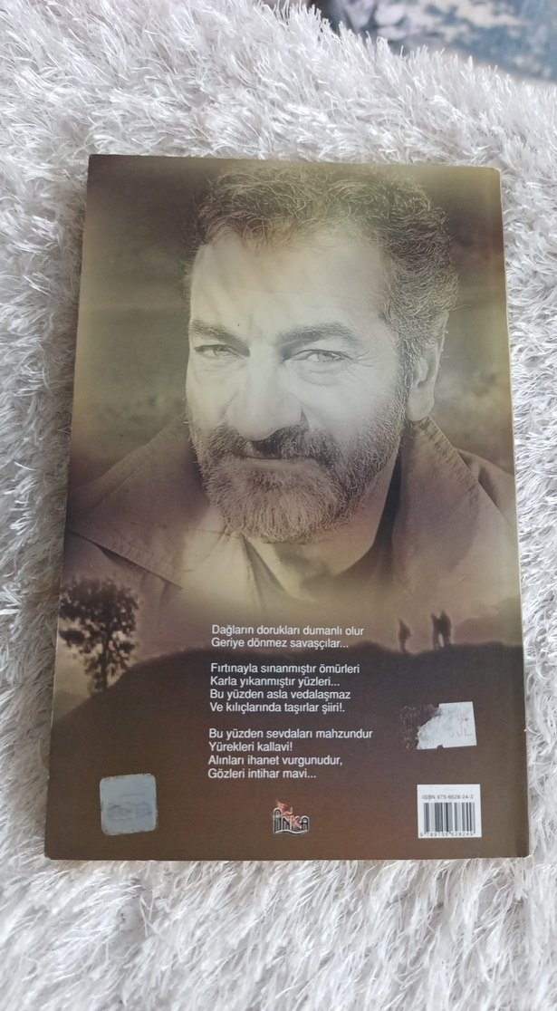 Yusuf Hayaloğlu - Gözleri İntihar Mavi - Görsel 2