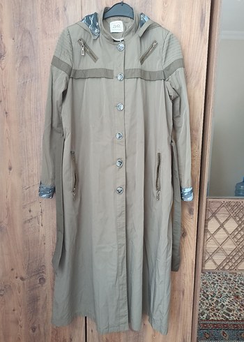 Düğmeli Bej Uzun Kadın Trençkot