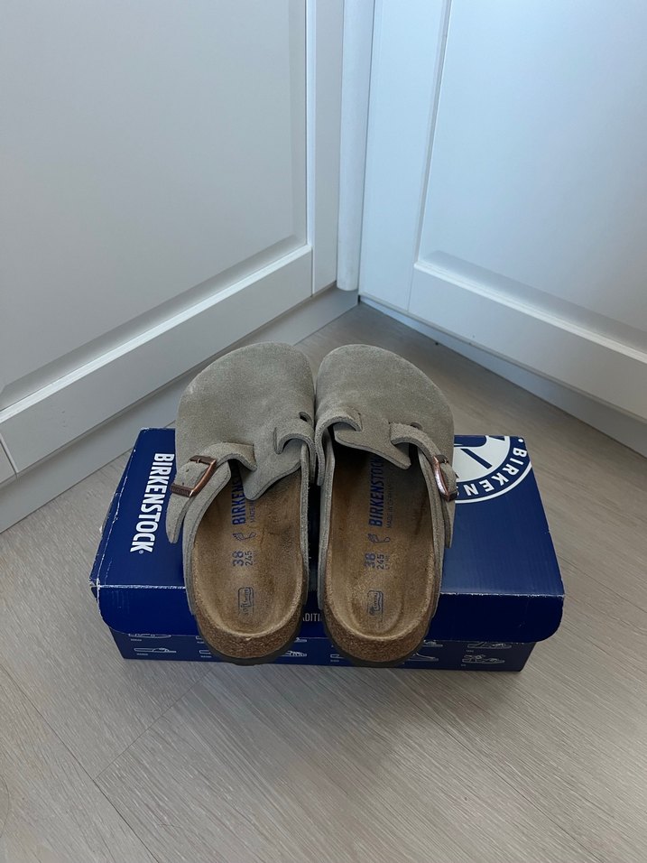 Gri Süet Tokalı Kadın Terlik - Görsel 2