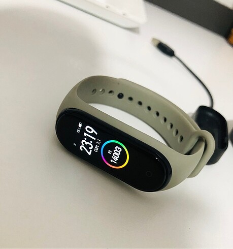 Xiaomi Mi Band 4 Akıllı Bileklik