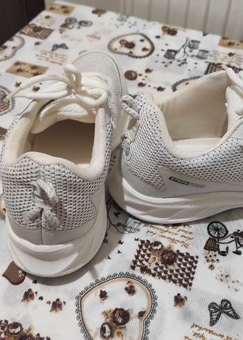 LCW beyaz spor ayakkabı 42 no. LC waikiki - Görsel 2