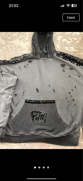oversize sweatshirt