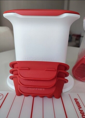 Beden kırmızı Renk Tupperware Press Şekillendirici