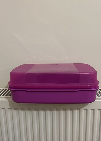  Beden Tupperware F20