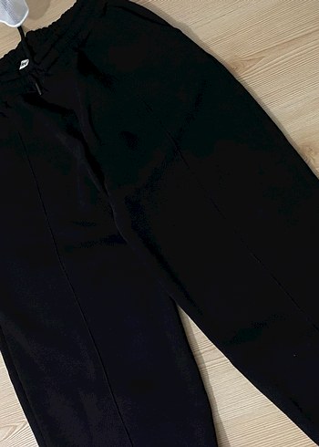 Kadın Siyah Midi Sweatpant