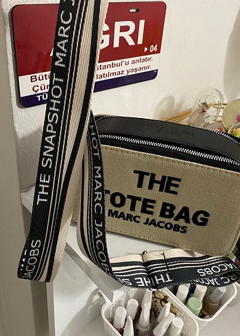 Marc Jacobs Marc Jacobs Baskılı Fermuarlı Kadın Çanta