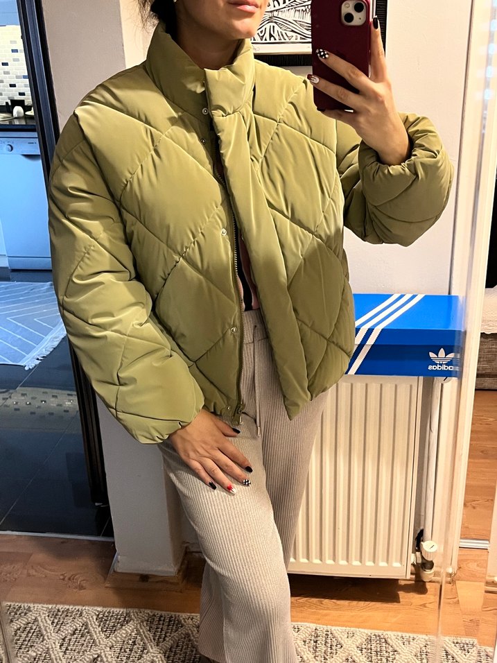Haki Kapitone Şişme Ceket — görsel 5/8