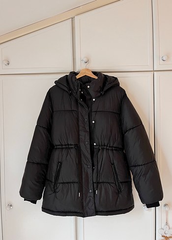 H&M Siyah Kapusonlu Sisme Mont