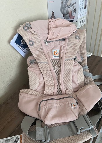 Beden pembe Renk Ergobaby omni breeze softflex omni