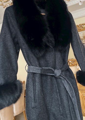 Kürk Detaylı Siyah Kaban - Görsel 5