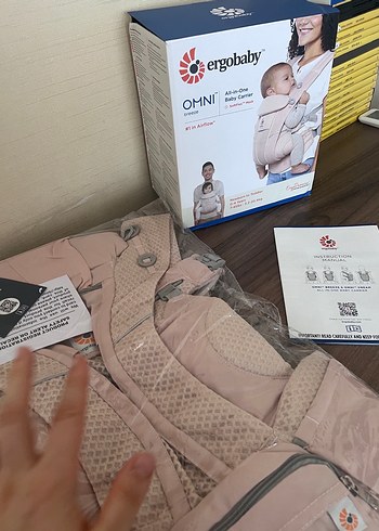 Ergobaby Omni breze Bebek Kanguru Pembe - Görsel 8