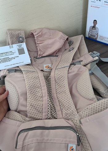 Ergobaby Omni breze Bebek Kanguru Pembe - Görsel 4