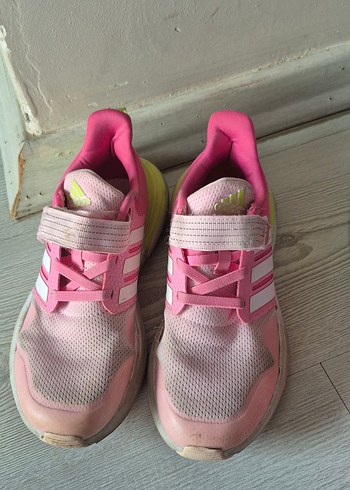 Adidas ürünü