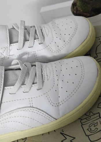 Puma Erkek Çocuk Beyaz Sneakers Cırtcırtlı 27 numara - Görsel 2