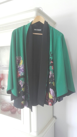 Yeşil kimono 