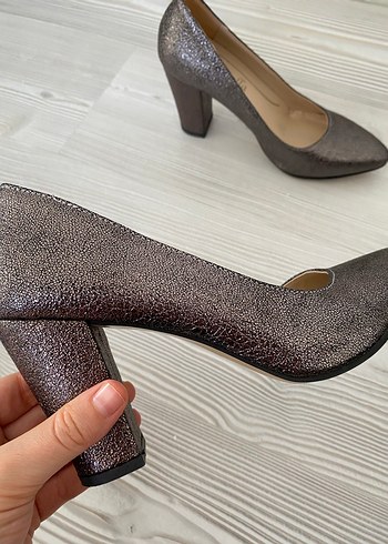 38 Beden kahverengi Renk Yılan Desenli Kadın Topuklu Ayakkabı Gri