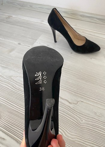 Diğer Siyah Süet Stiletto Kadın Topuklu Ayakkabı