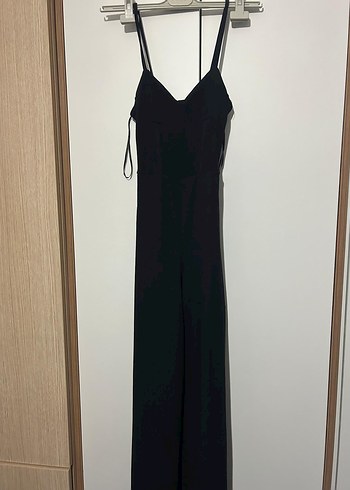 Kadın Siyah Askılı Tulum - Görsel 3