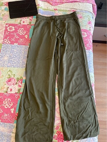 40 Beden Lcw Asker yeşili pantolon