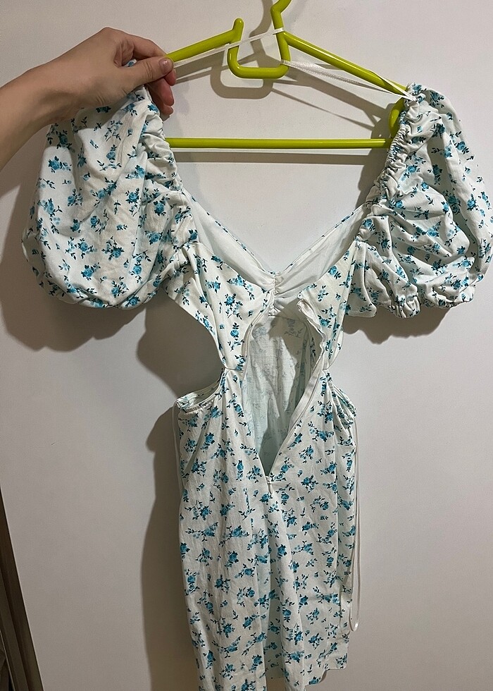 Zara Mini Çiçekli Elbise - Görsel 3