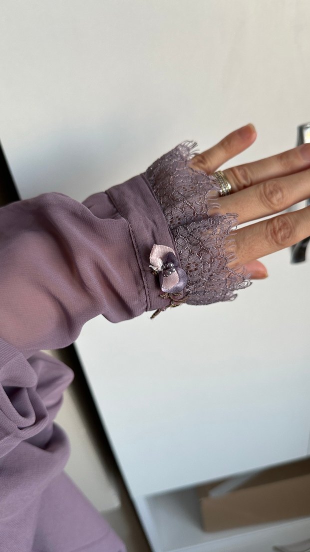 Dantel Detaylı Lila Renk Şık Bluz  - Görsel 2