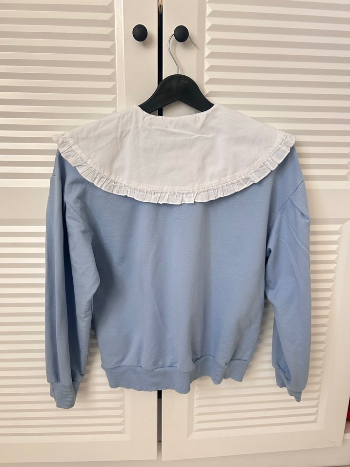 Nakışlı Yakalı Mavi Kız Bluzu - Görsel 4