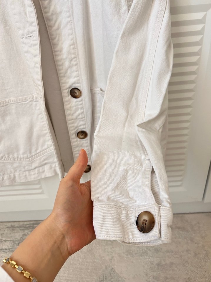 Kadın Beyaz Keten Düğmeli Ceket - Görsel 3