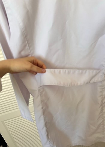 Düğmeli Beyaz Öğretmen veya doktor önliği - Görsel 6