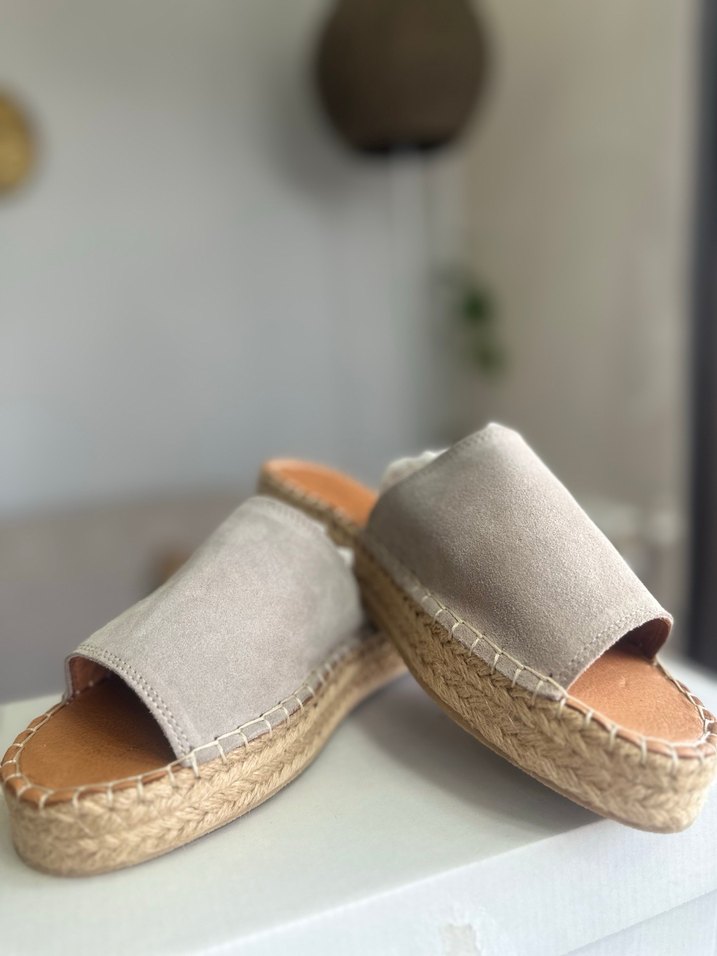 Bej hakiki deri  Kadın Terlik - Görsel 4