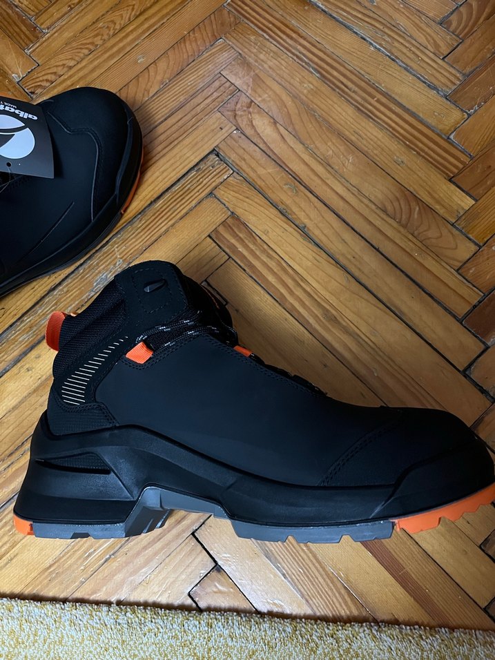 Koruyucu Burunlu İş Botu - Görsel 5