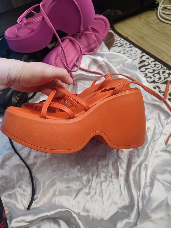 Turuncu Dolgu Topuklu Kadın Sandalet - Görsel 4