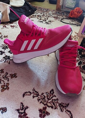 Adidas 38