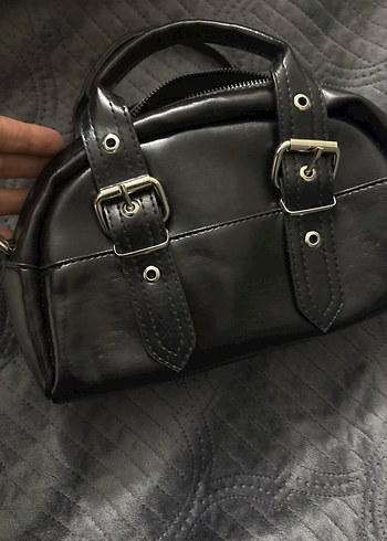 Tokalı Siyah Deri Gotik Kadın Çantası - Görsel 6