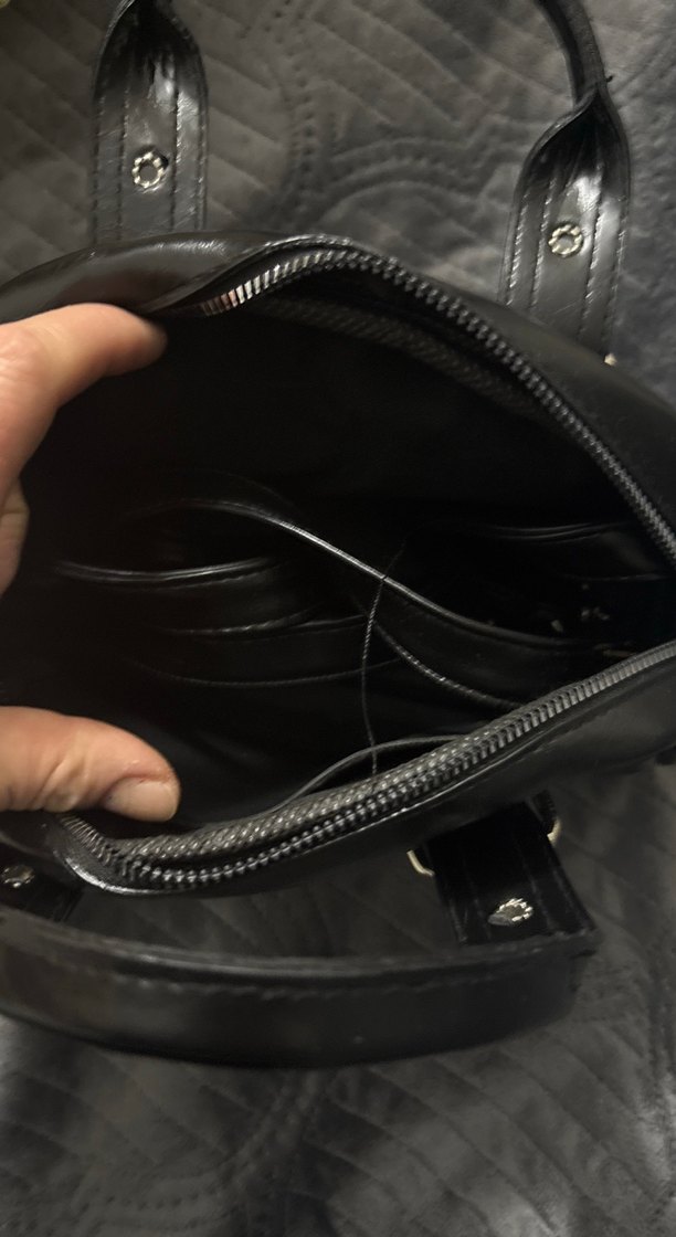 Tokalı Siyah Deri Gotik Kadın Çantası - Görsel 4