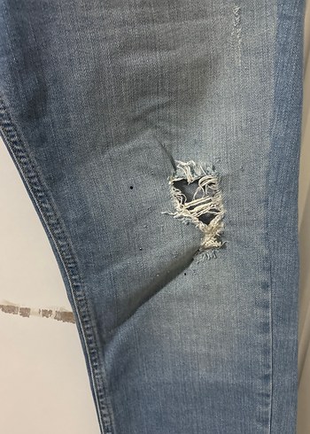 Kadın Mavi Bol Kesim Yırtık Kot Pantolon - Görsel 5