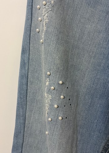 Kadın Mavi Bol Kesim Yırtık Kot Pantolon - Görsel 2